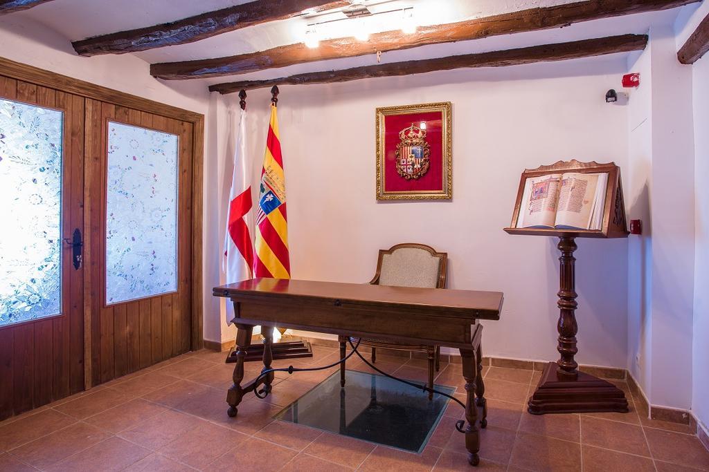 B&B Casa Forcada Enate Bagian luar foto