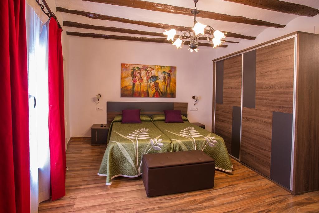 B&B Casa Forcada Enate Bagian luar foto