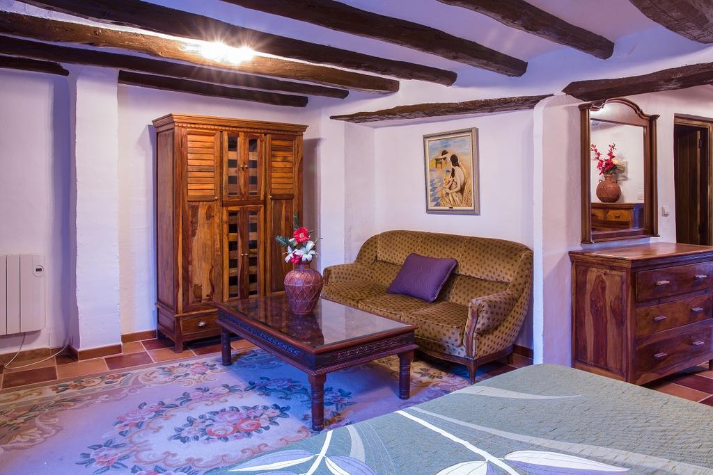 B&B Casa Forcada Enate Bagian luar foto